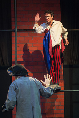 LNT Comedy of Errors_REB6346