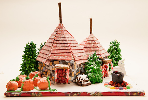 TFP Gingerbread House-6755