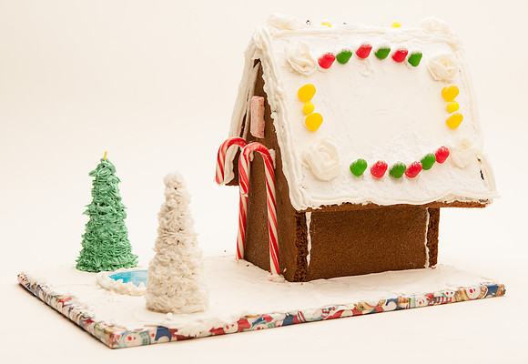 TFP Gingerbread House-6706