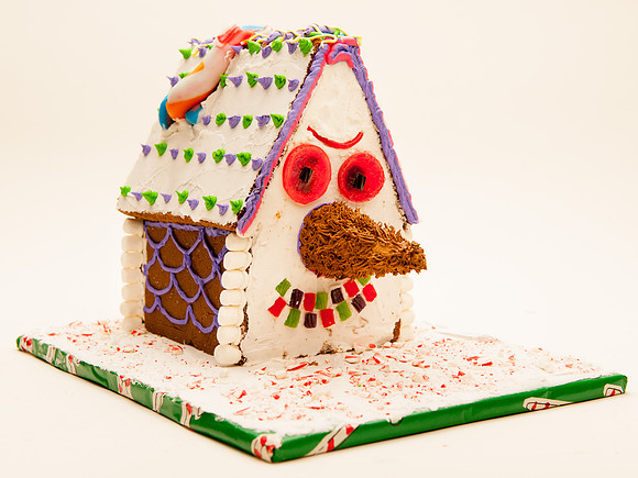 TFP Gingerbread House-6716