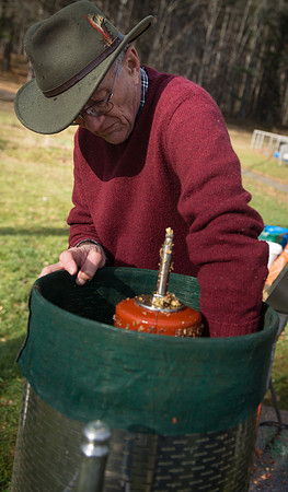 Lin and Roberta Brown - Elmshade Farm, Braintree, Vt-8688