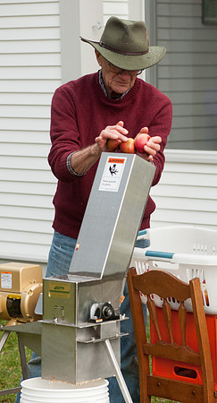 Lin and Roberta Brown - Elmshade Farm, Braintree, Vt-7482