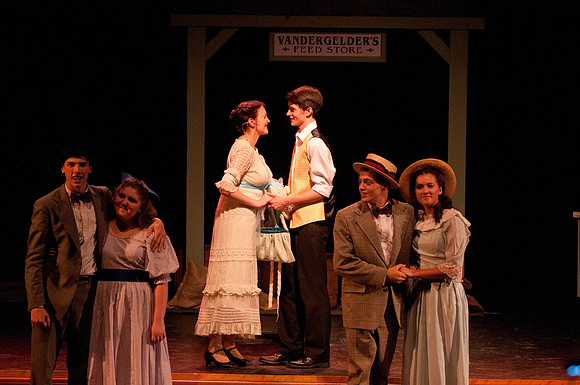 HelloDolly-291_5576