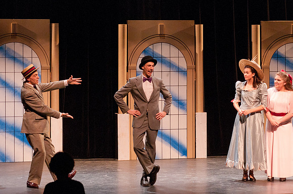 HelloDolly-191_5125