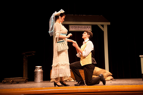 HelloDolly-283_2835