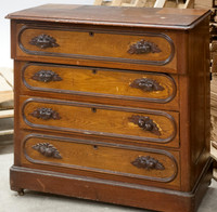 lindy Sayward's Furniture-9791