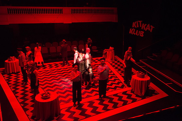 LNT - Cabaret_RED2825