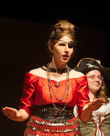 RUHS Drama "How To Succeed in Business"_REB0553