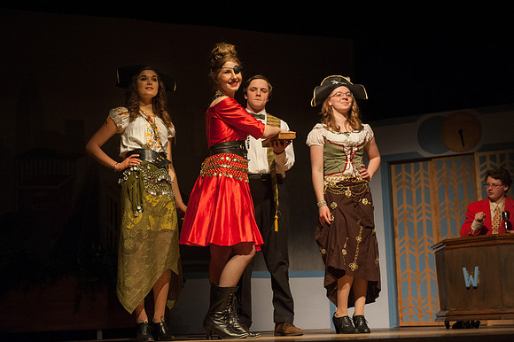 RUHS Drama "How To Succeed in Business"_REC9007