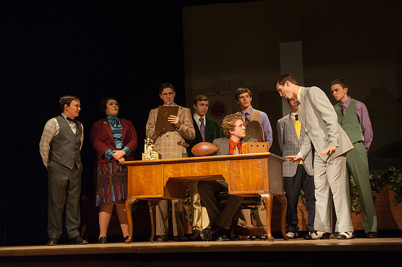 RUHS Drama "How To Succeed in Business"_REC9027
