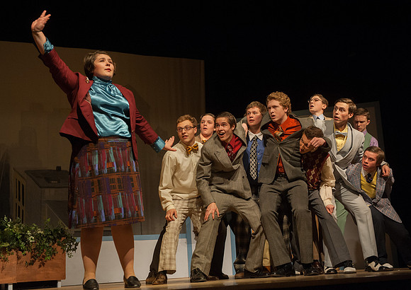 RUHS Drama "How To Succeed in Business"_REC9097