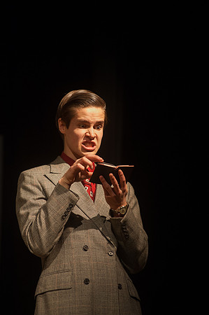 RUHS Drama "How To Succeed in Business"_REB0555