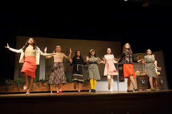 RUHS Drama "How To Succeed in Business"_REC8929