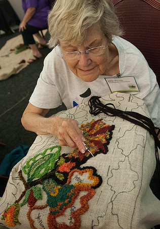 Green Mountain Hooked Rugs_REB4399