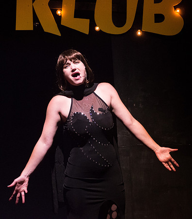 LNT - Cabaret_RED2974