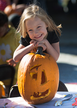 East Randolph Pumpkin Carving_RED8148