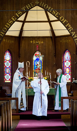 Bishop Kerr Vivits St John's_RED4624