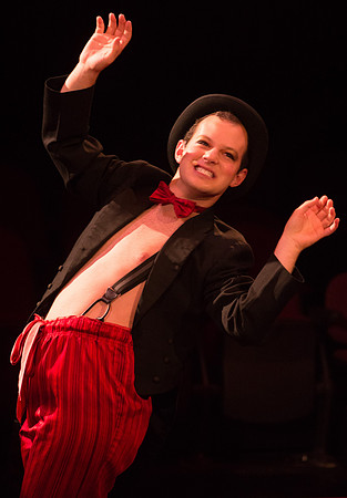 LNT - Cabaret_RED2242