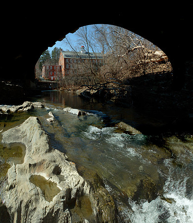 AMPreMuseum0306C