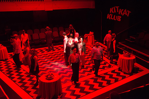LNT - Cabaret_RED2815