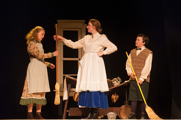RUHS Mary Poppins_REB1538