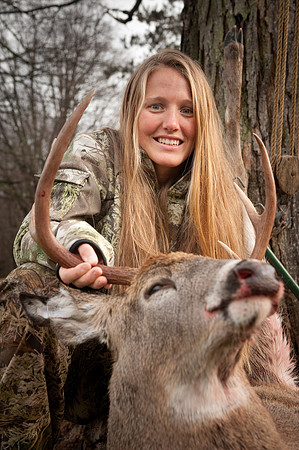 1109 Divelbiss Buck-1114