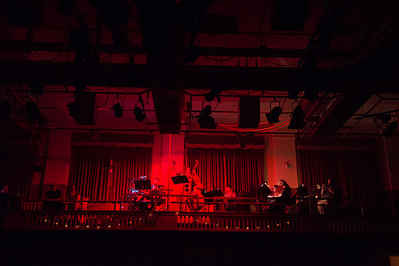 LNT - Cabaret_RED2845